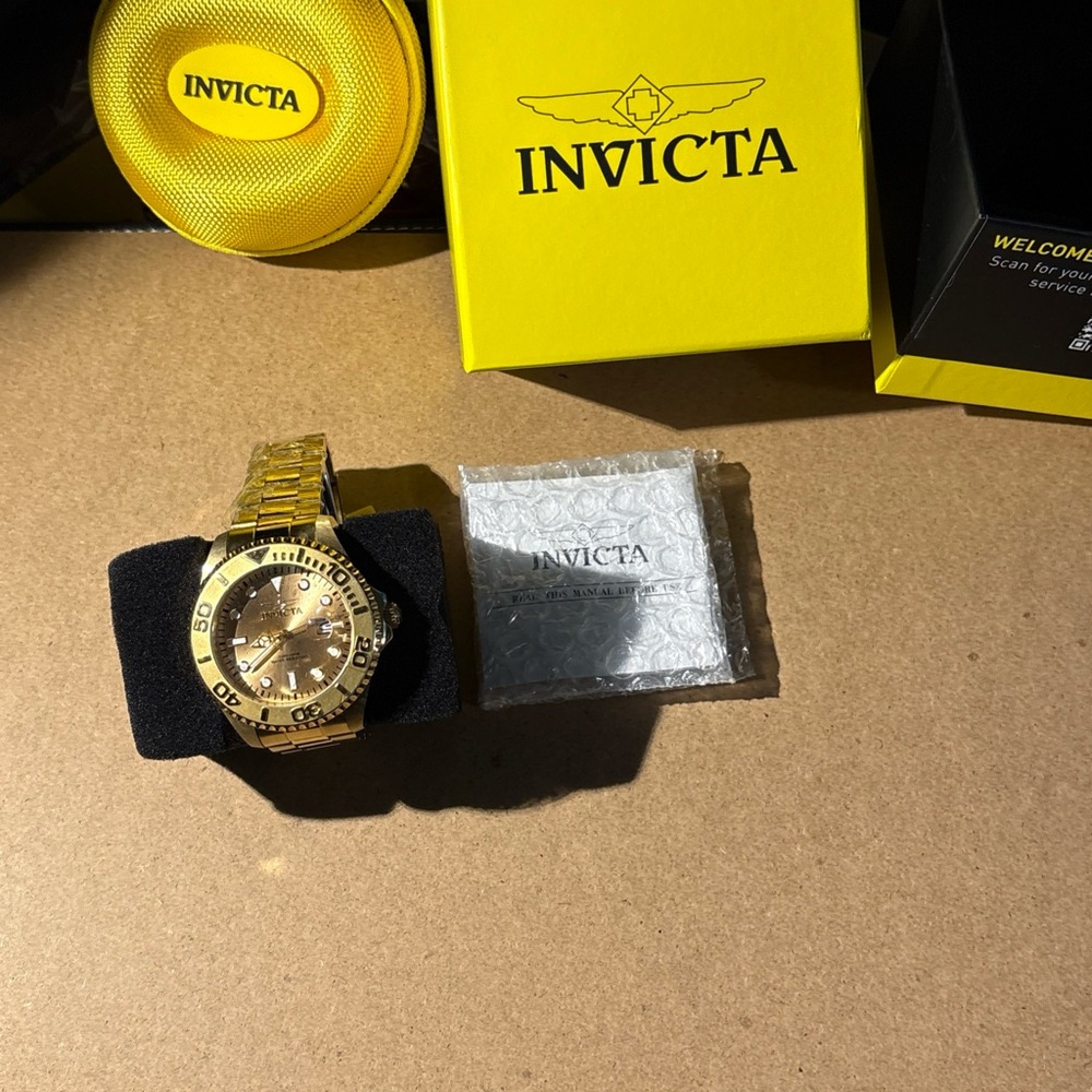 Invicta Gold Tone Men's Stainless Steel Dive Watch with Champagne Dial